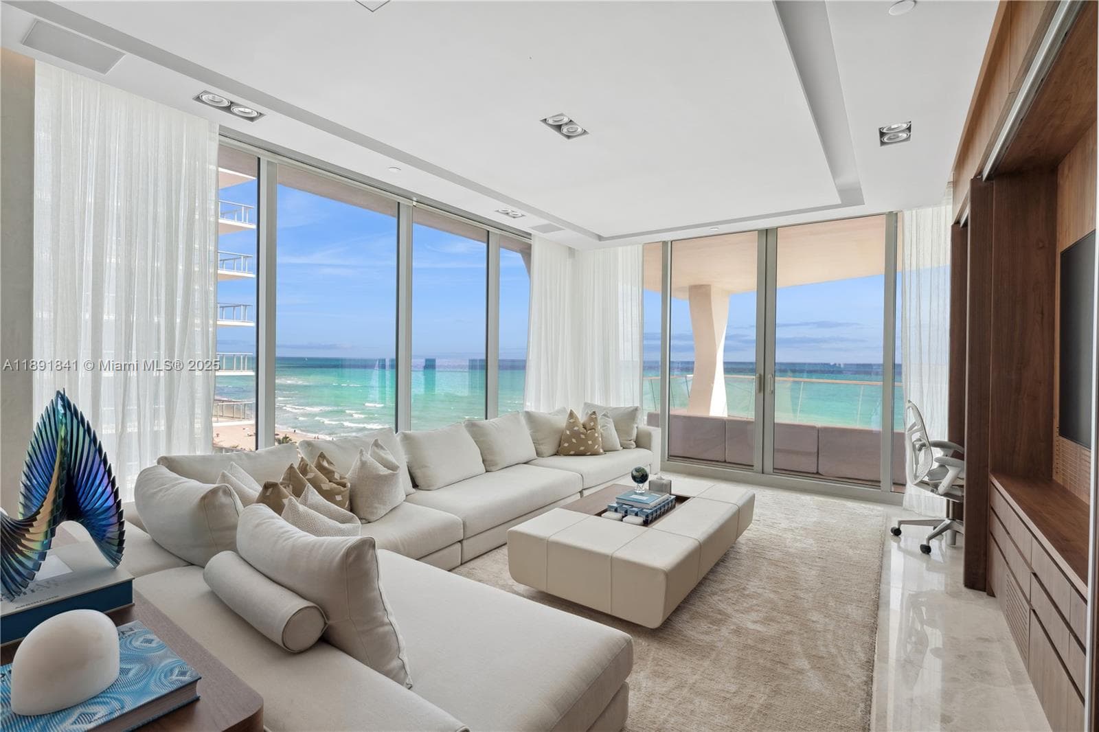 Condominium at 16901 Collins Ave # 805, Sunny Isles Beach FL 33160