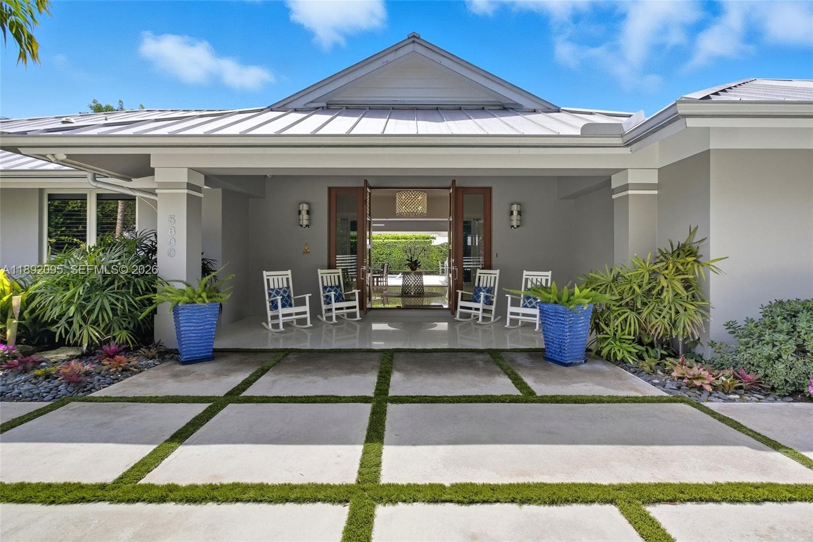 Single Family Residence at 5800 SW 99th Ter, Pinecrest FL 33156