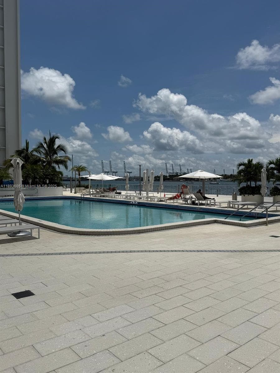 Condominium at 1000 West Ave # 306, Miami Beach FL 33139