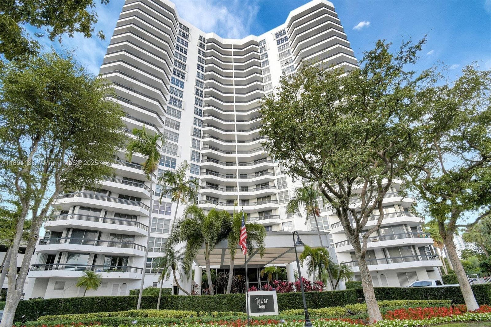 Condominium at 3400 NE 192nd St # 802, Aventura FL 33180