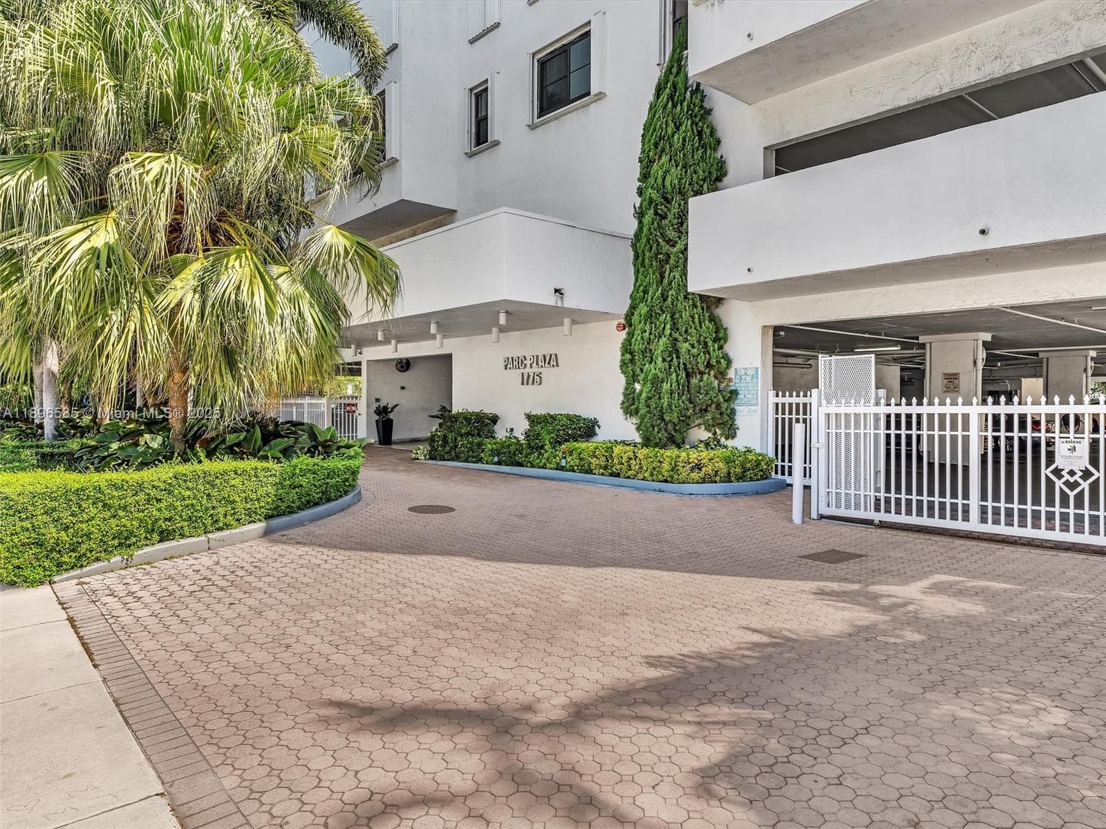 Condominium at 1775 Washington Ave # 8B, Miami Beach FL 33139