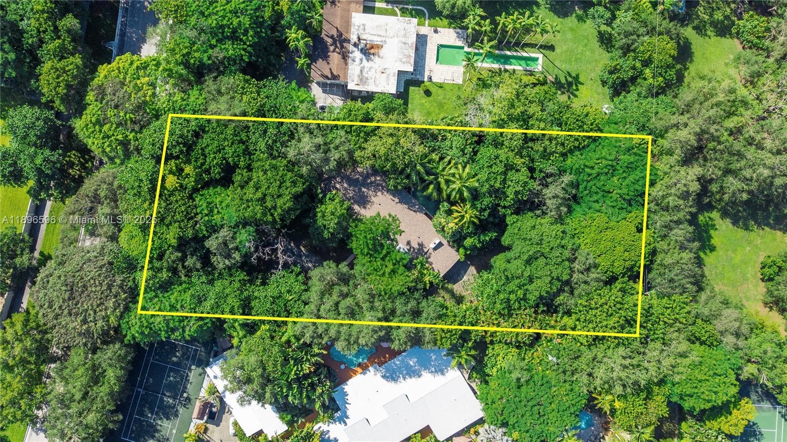 Single Family Residence at 15000 Old Cutler Rd, Palmetto Bay FL 33158