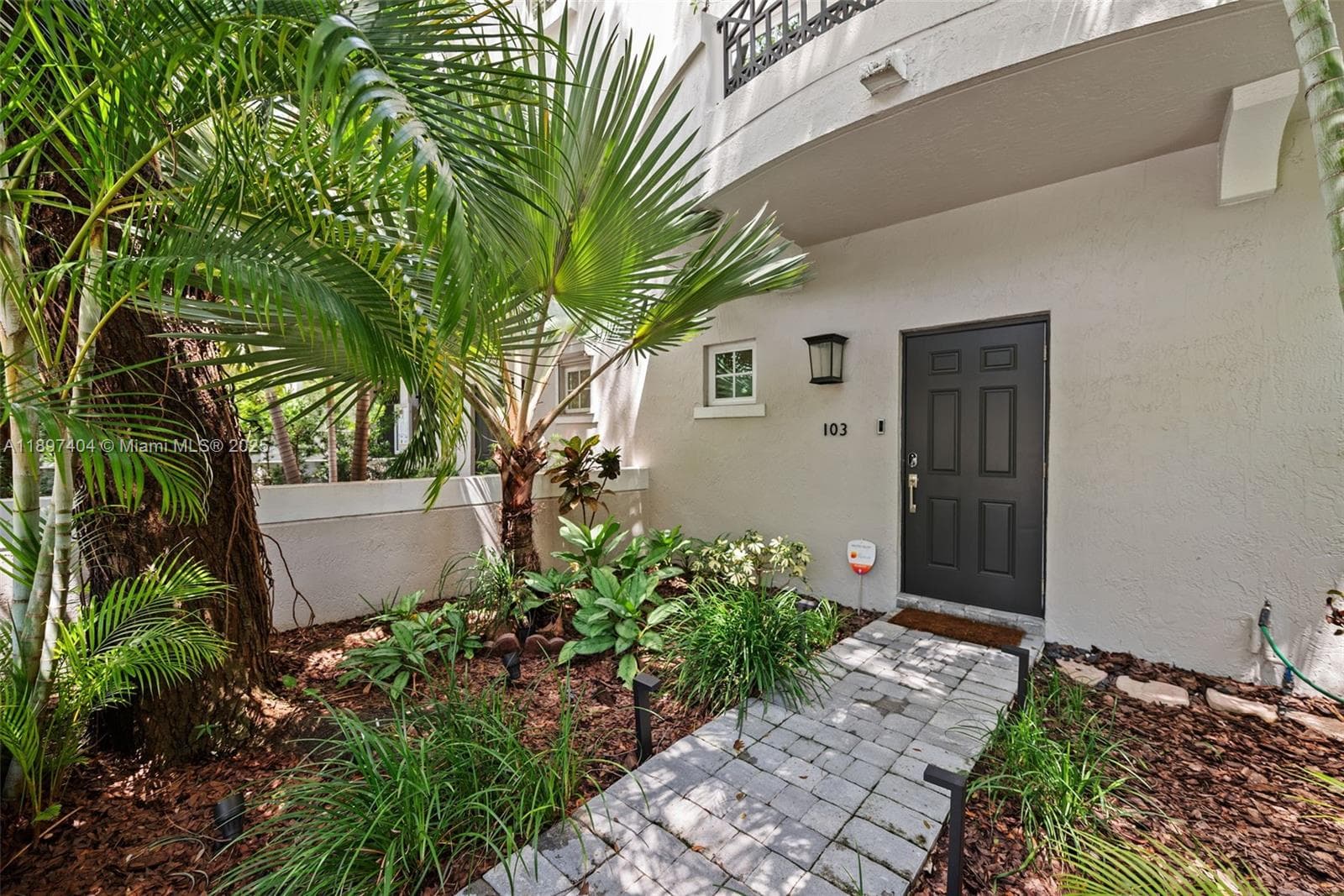 Townhouse at 261 Navarre Ave # 3, Coral Gables FL 33134