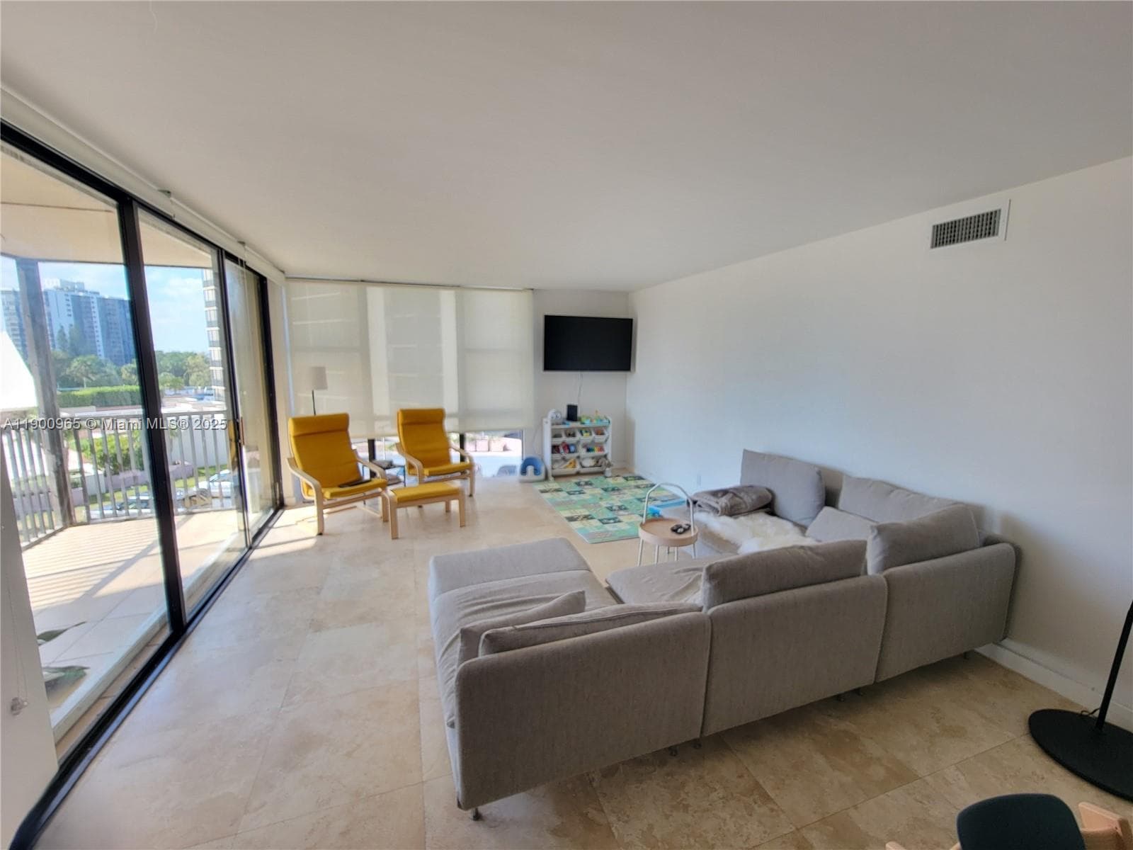 Condominium at 20379 W Country Club Dr # 539, Aventura FL 33180