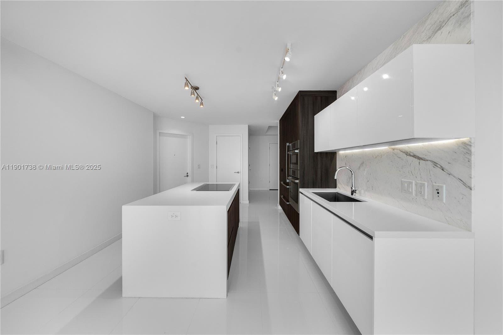 Condominium at 851 NE 1st AVE # 2106, Miami FL 33132