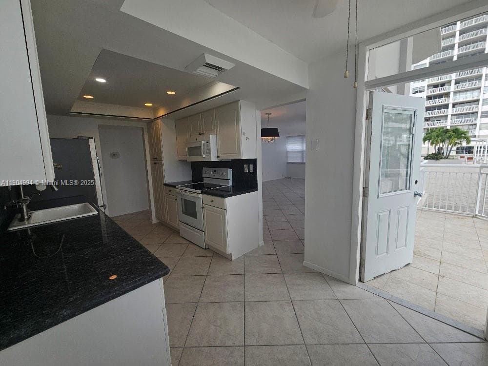 Condominium at 18041 Biscayne Blvd # 204, Aventura FL 33160