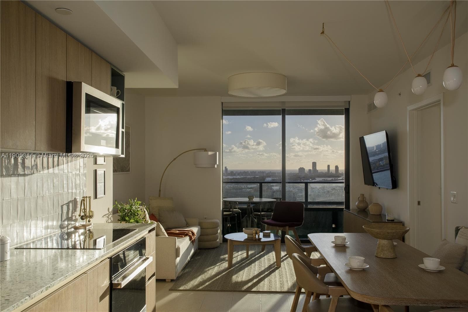 Condominium at 159 NE 6th St # 2816, Miami FL 33132