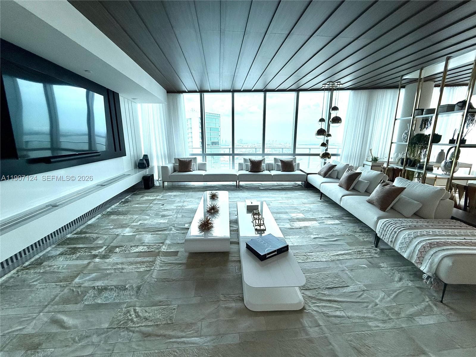 Condominium at 851 NE 1st Ave # 4811, Miami FL 33132
