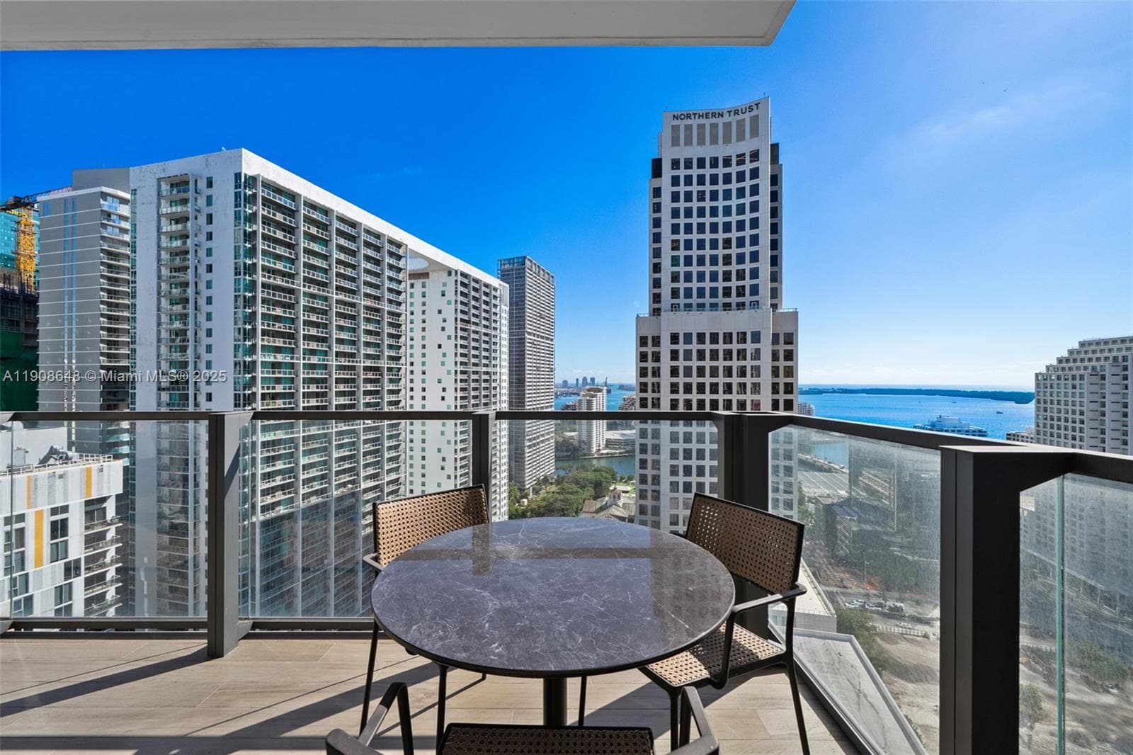 Condominium at 68 SE 6th St # 2505, Miami FL 33131