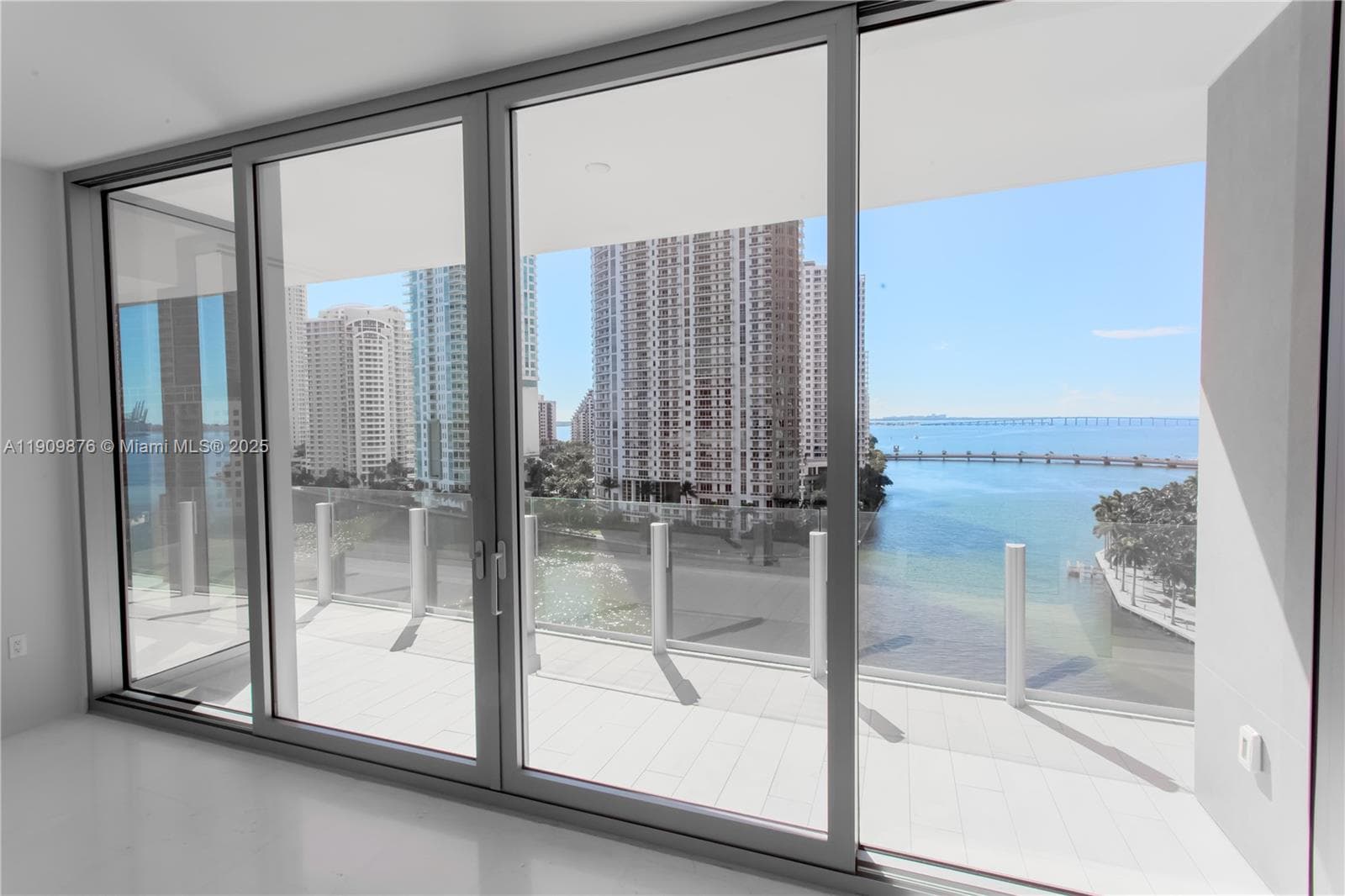 Condominium at 300 Biscayne Blvd Way # 1003, Miami FL 33131
