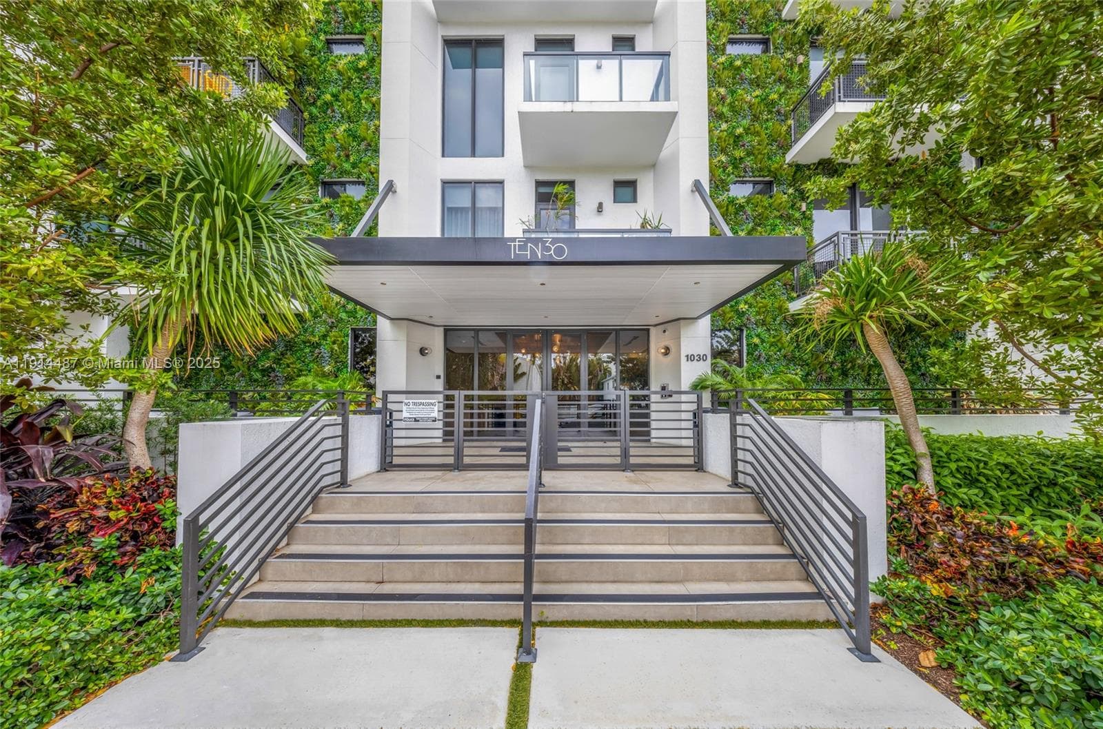 Condominium at 1030 15th St # 306, Miami Beach FL 33139