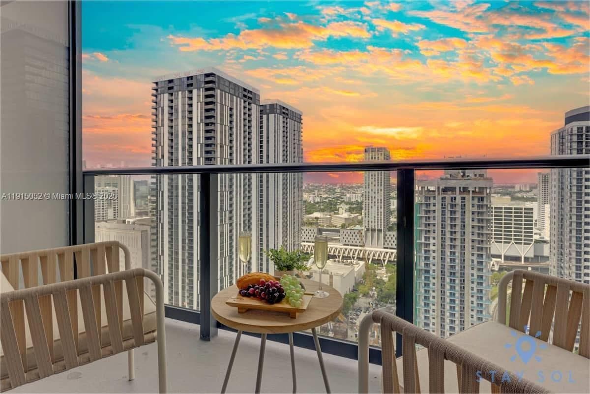 Condominium at 159 NE 6th St # 3004, Miami FL 33132