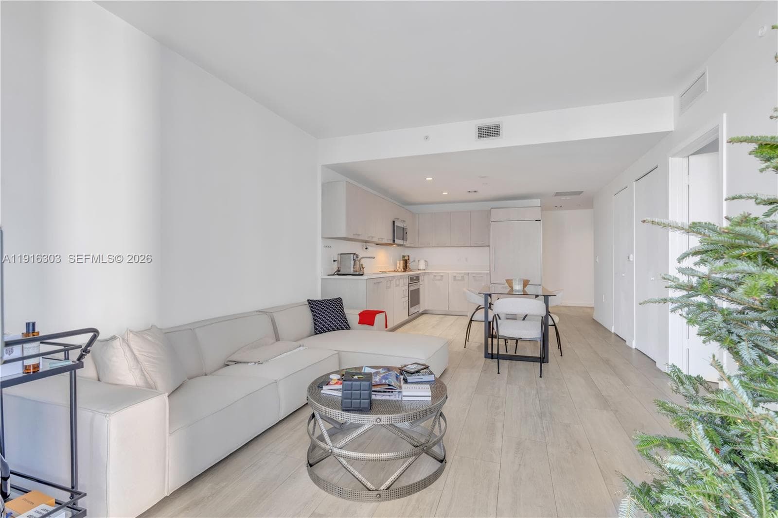 Condominium at 55 SW 9th St # 2610, Miami FL 33130