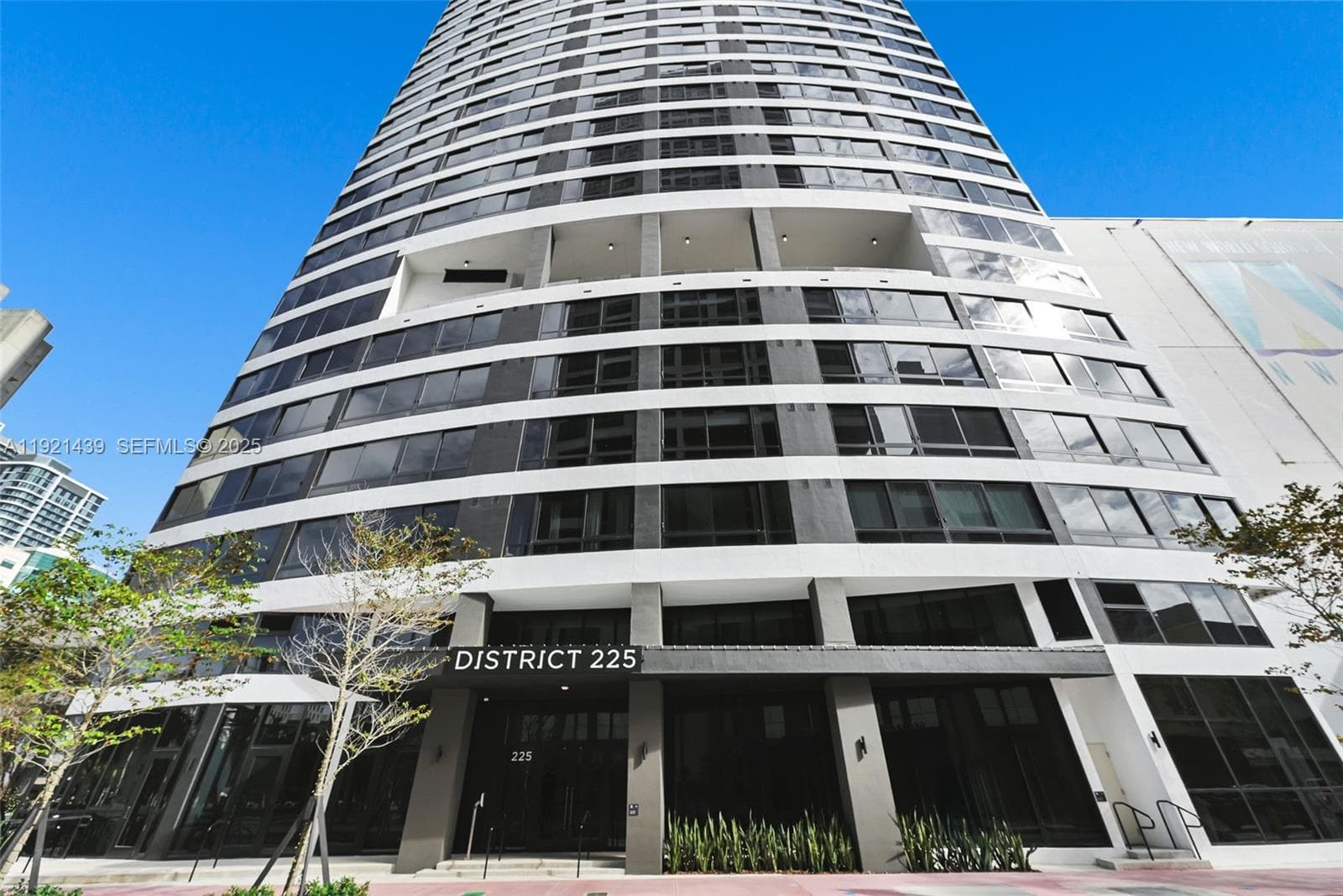 Condominium at 225 N Miami Avenue # 901, Miami FL 33128
