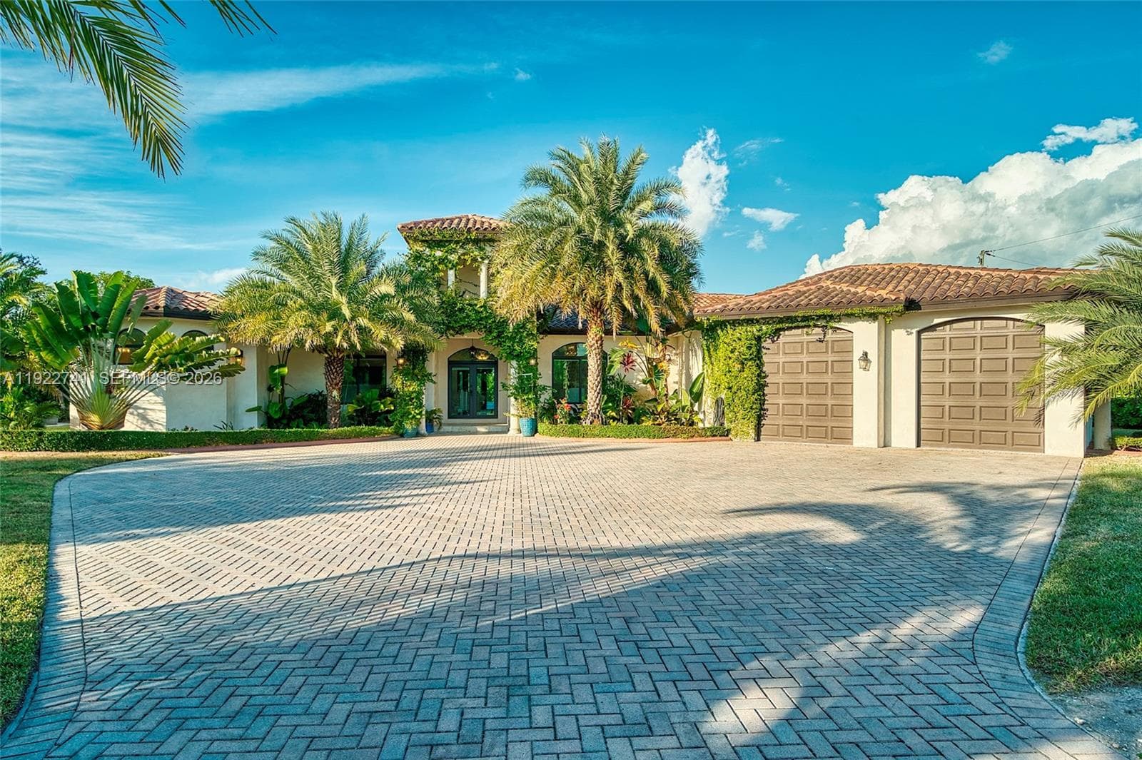 Single Family Residence at 15701 SW 254th St, Homestead FL 33031