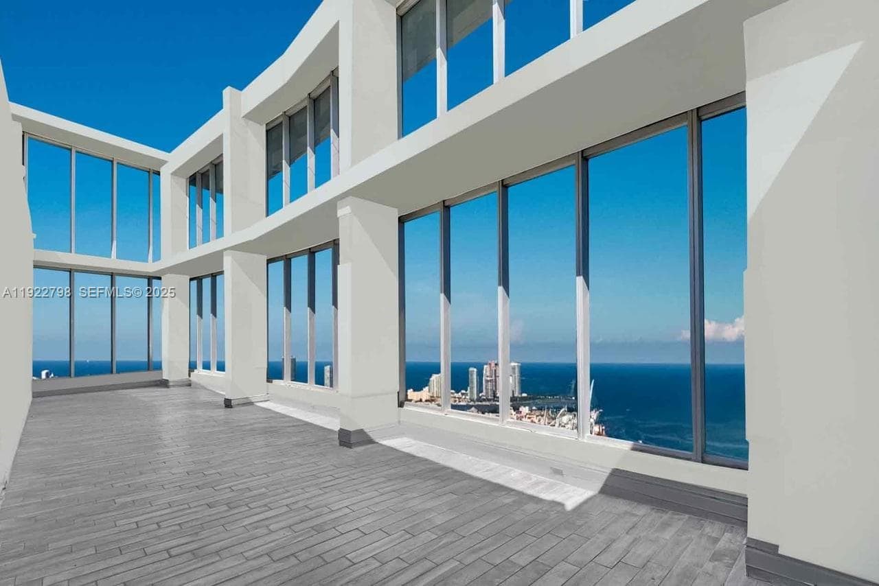 Condominium at 465 Brickell Ave # 5701, Miami FL 33131