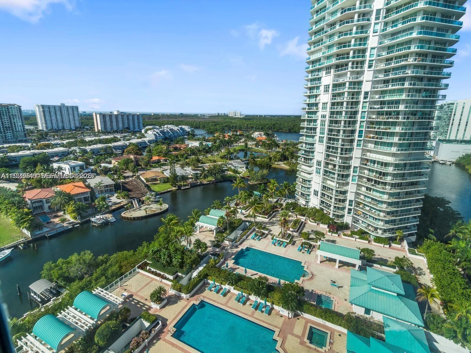 Condominium at 16400 Collins Ave # 942, Sunny Isles Beach FL 33160