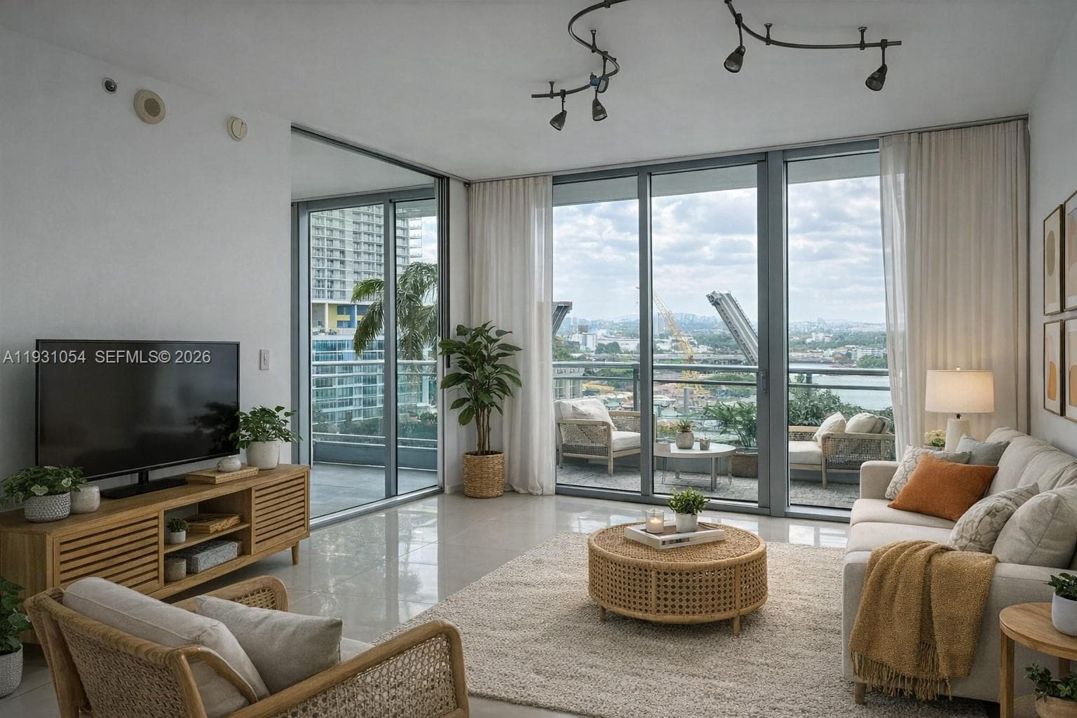 Condominium at 92 SW 3rd St # 1408, Miami FL 33130
