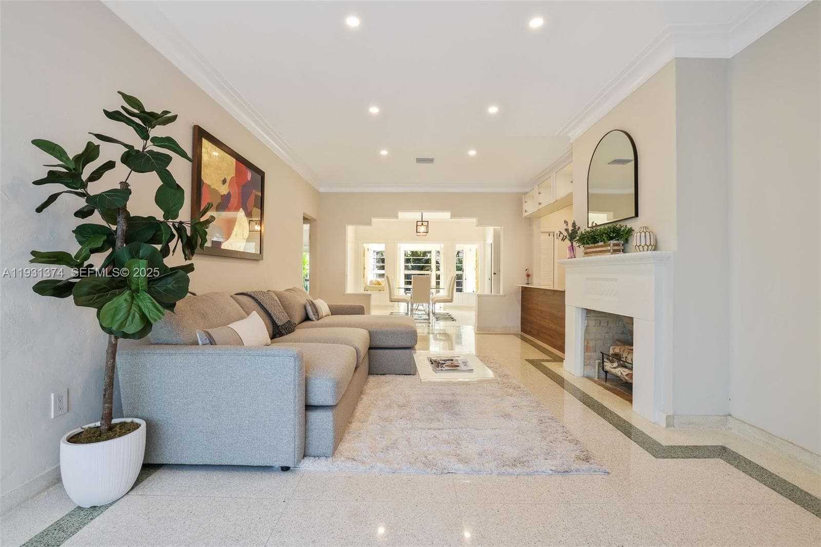 Single Family Residence at 3760 Royal Palm Ave, Miami Beach FL 33140