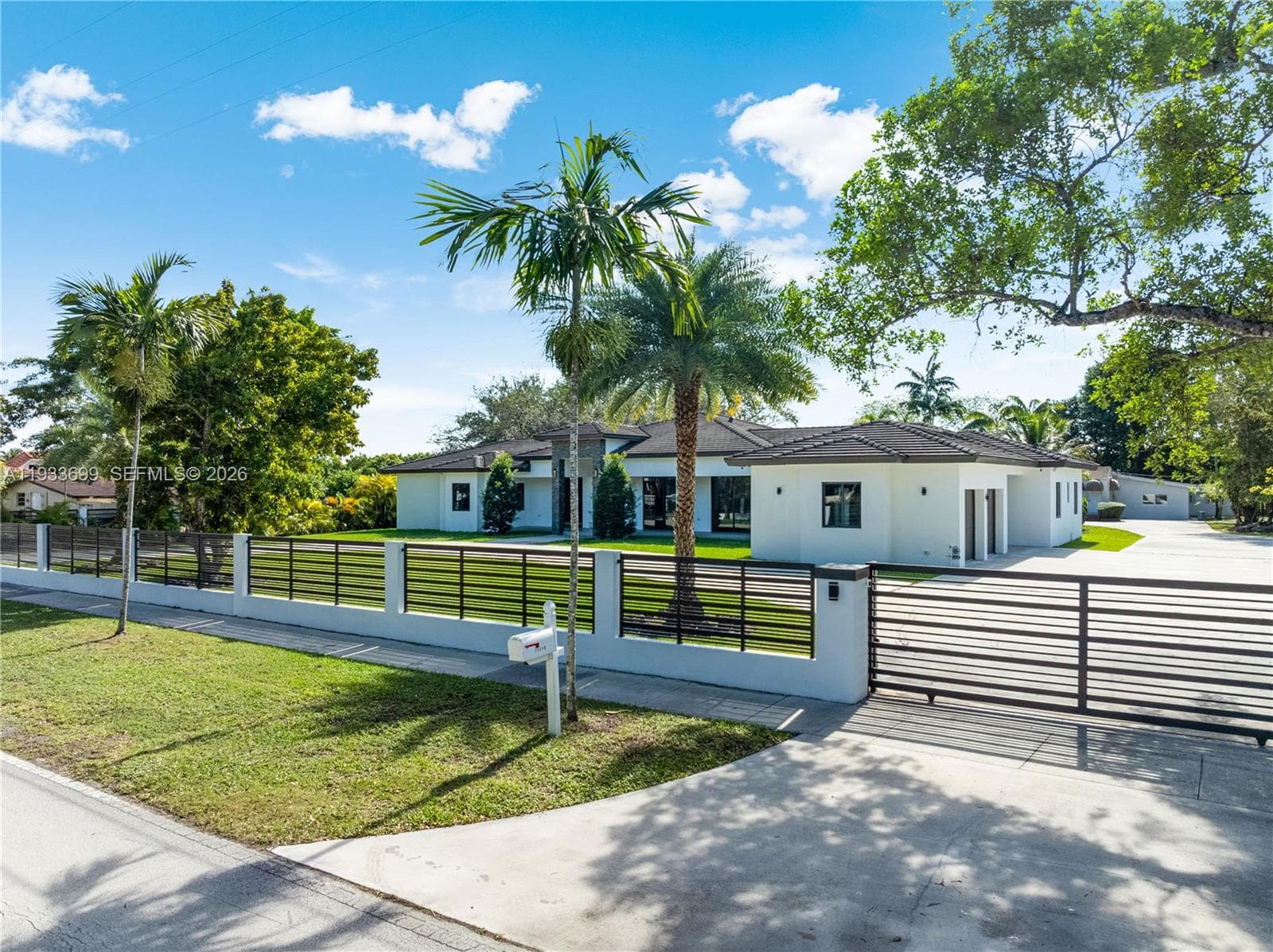Single Family Residence at 10398 SW 64th St, Miami FL 33173