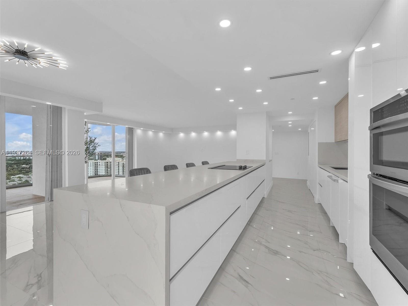 Condominium at 19707 Turnberry way # 25D, Aventura FL 33180