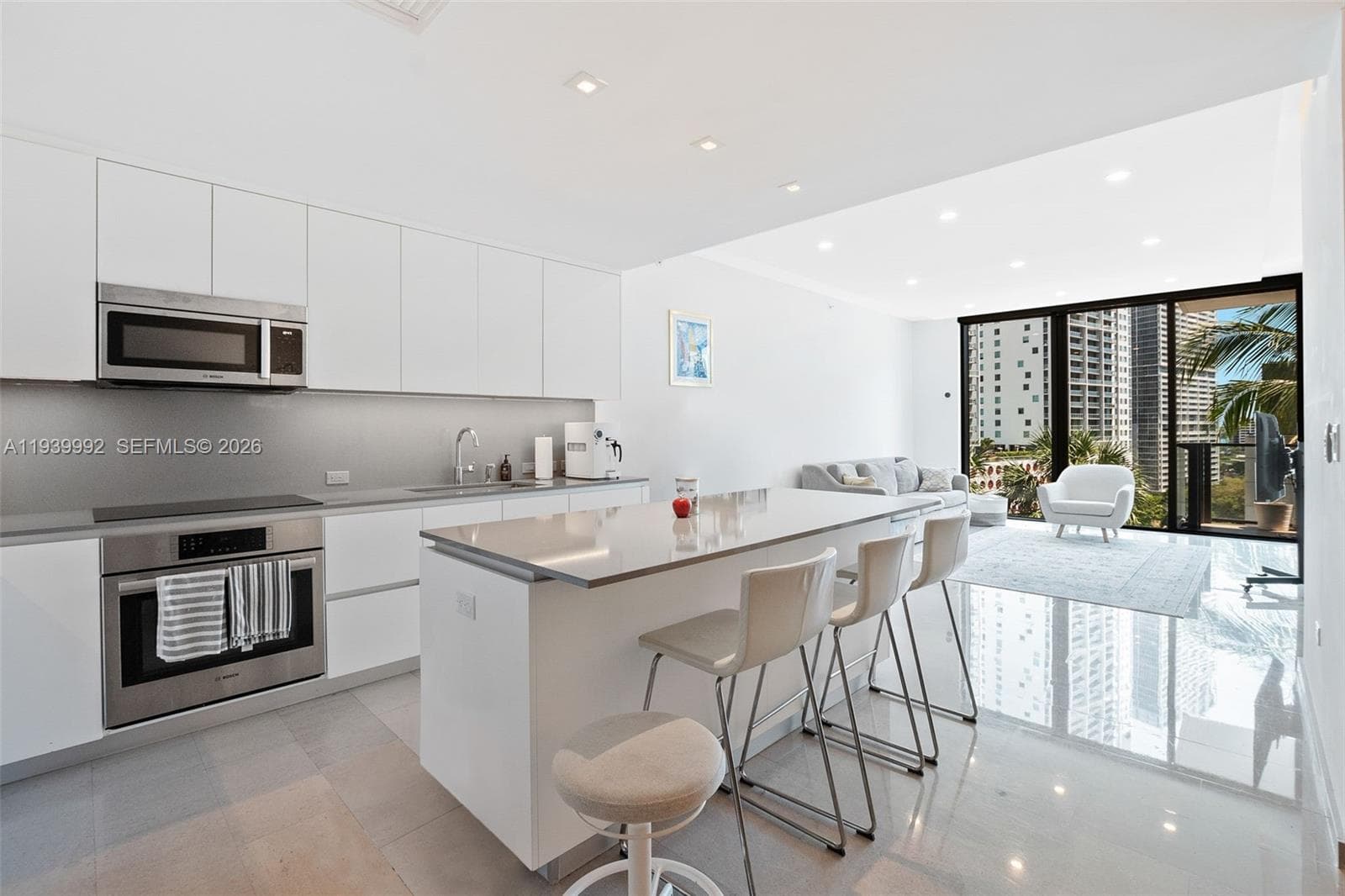 Condominium at 68 SE 6th Street # 805, Miami FL 33131