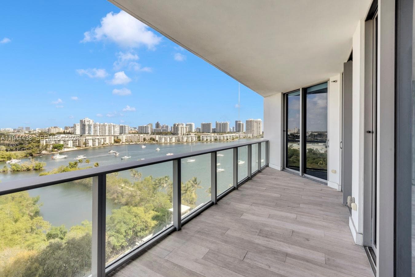 Condominium at 17301 Biscayne Blvd # 1106, North Miami Beach FL 33160