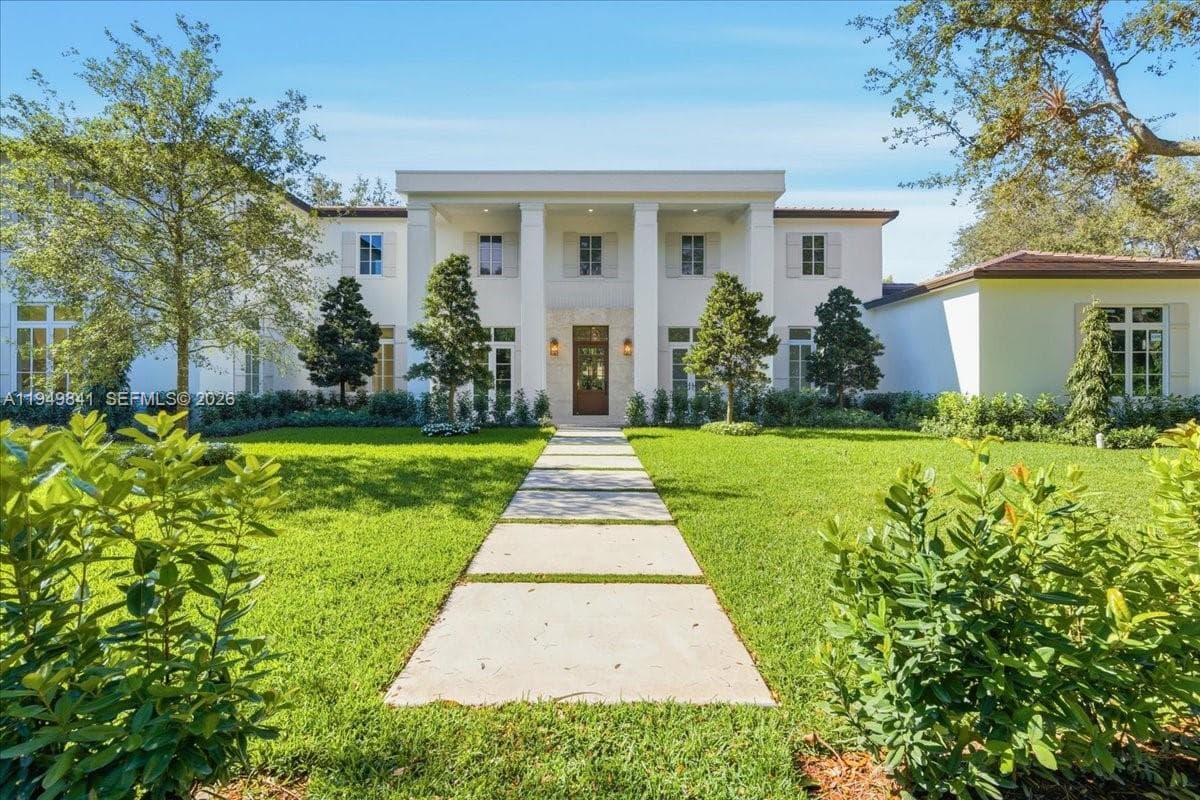 Single Family Residence at 5940 SW 100th Ter, Pinecrest FL 33156