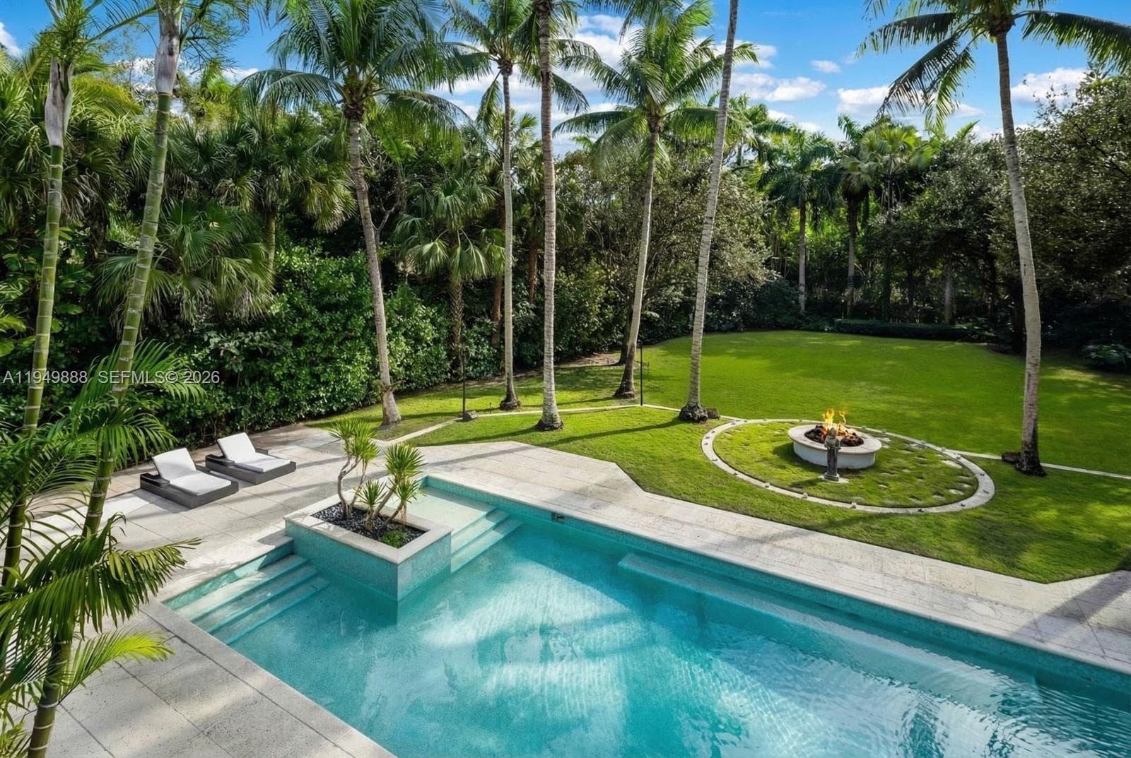 Single Family Residence at 5002 SW 86th St, Miami FL 33143