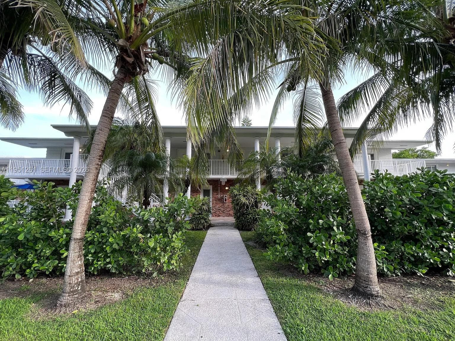 Condominium at 100 Sunrise Dr # 5, Key Biscayne FL 33149