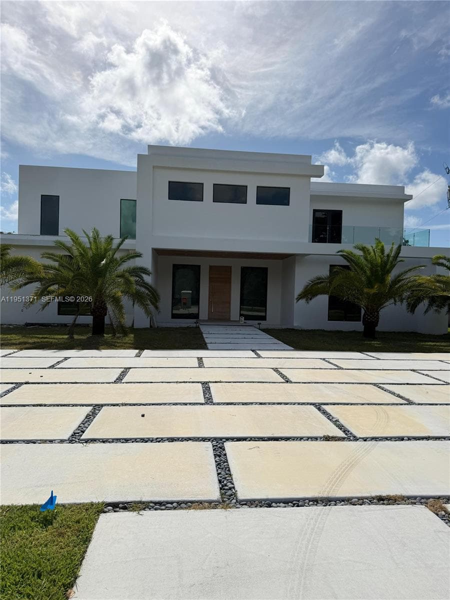 Single Family Residence at 6190 SW 128th St, Pinecrest FL 33156