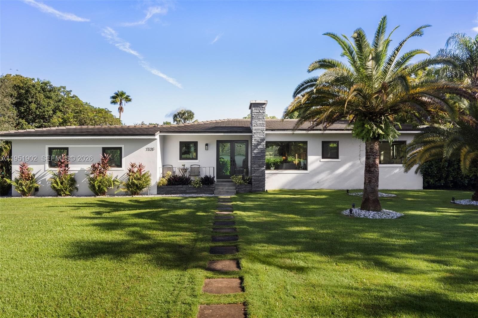 Single Family Residence at 7325 SW 102nd St, Pinecrest FL 33156