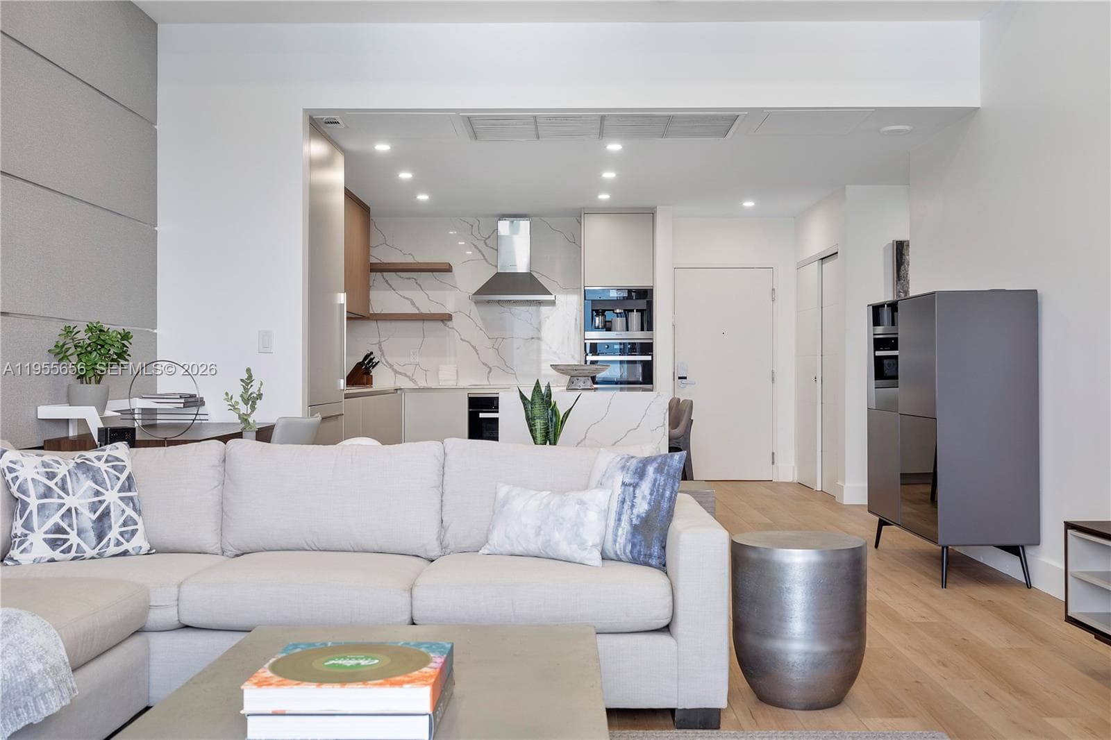 Condominium at 2301 Collins Ave # 1633, Miami Beach FL 33139