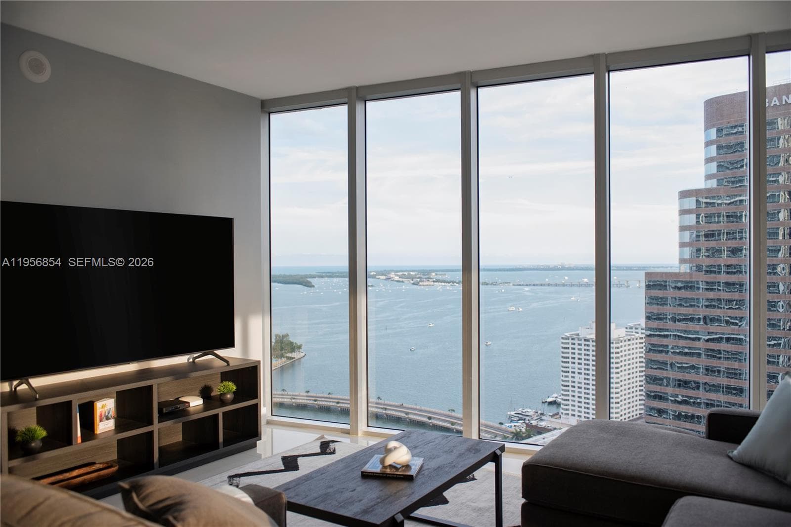 Condominium at 485 Brickell Ave # 3208, Miami FL 33131