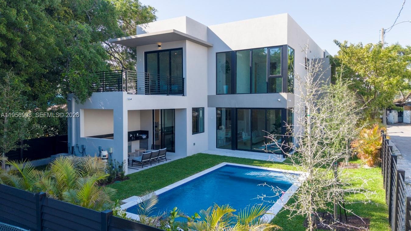 Single Family Residence at 3200 Thomas Ave, Miami FL 33133