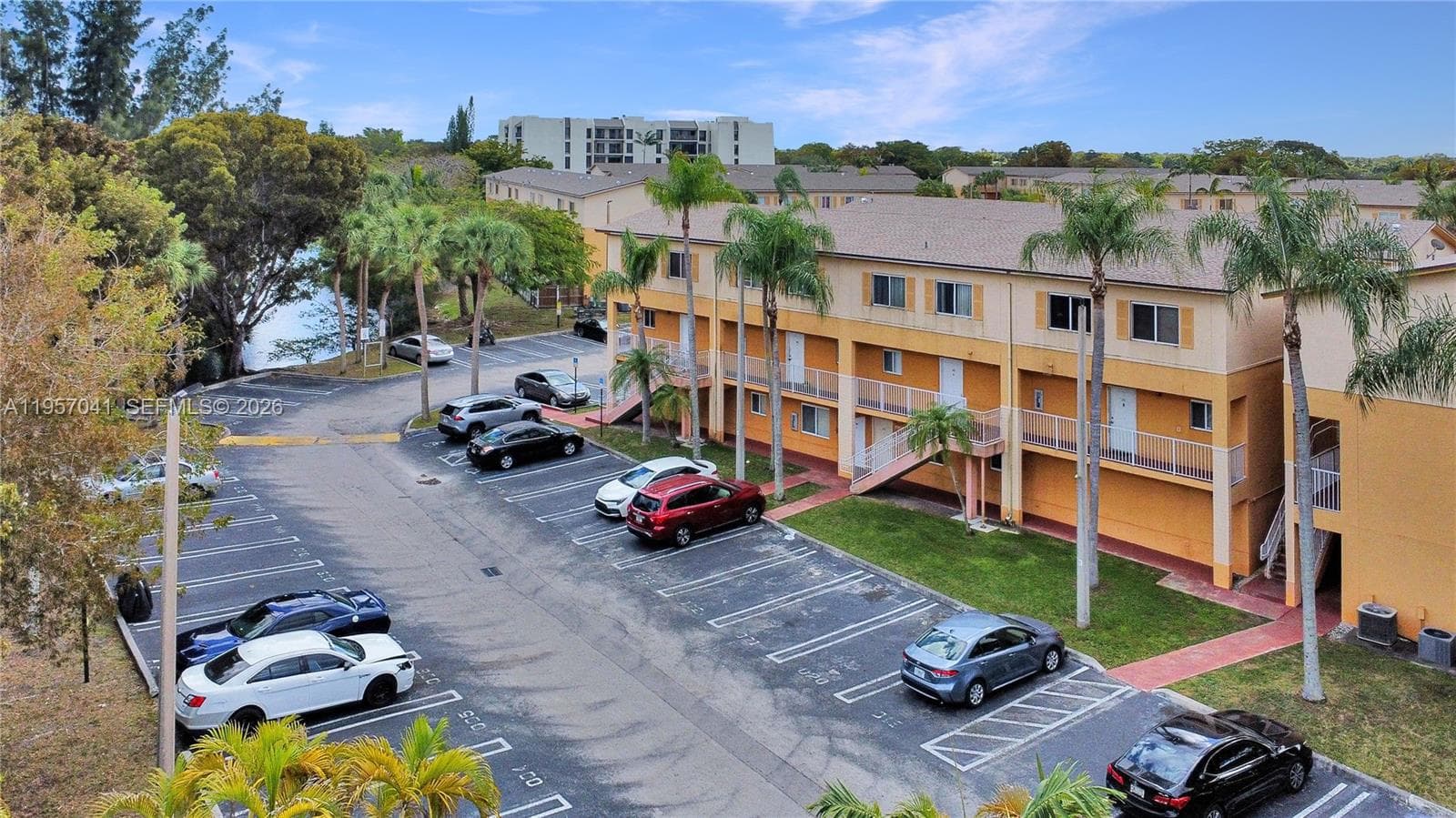 Condominium at 6205 Kendale Lakes Cir # 289, Miami FL 33183