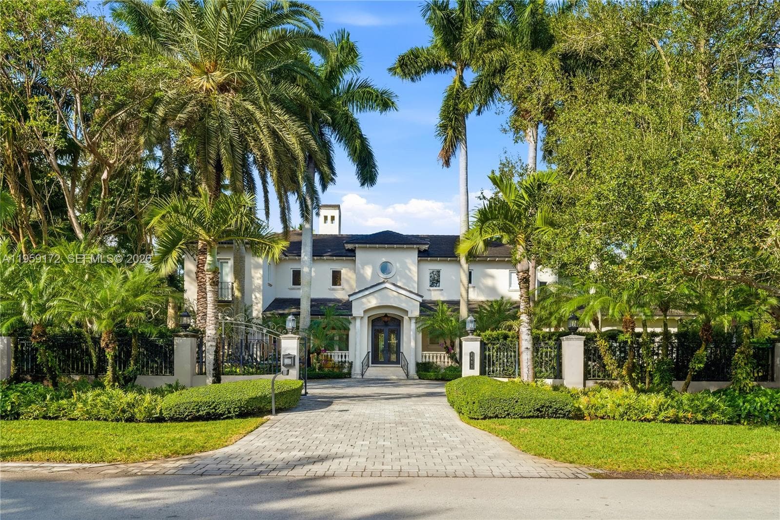 Single Family Residence at 8400 SW 52nd Ave, Miami FL 33143
