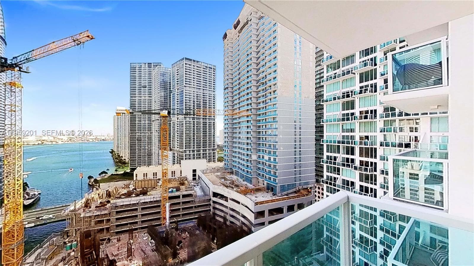 Condominium at 31 SE 5th St # 2408, Miami FL 33131