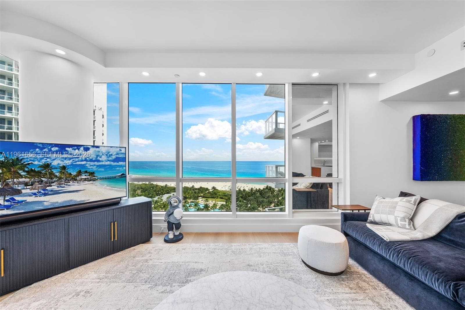 Condominium at 100 S Pointe Dr, Miami Beach FL 33139