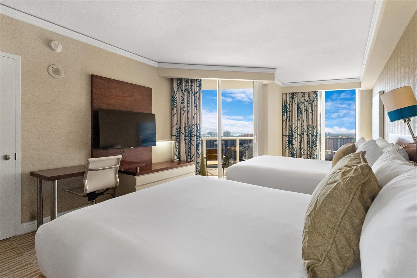 Condominium at 18001 Collins Avenue # 2615, Sunny Isles Beach FL 33160