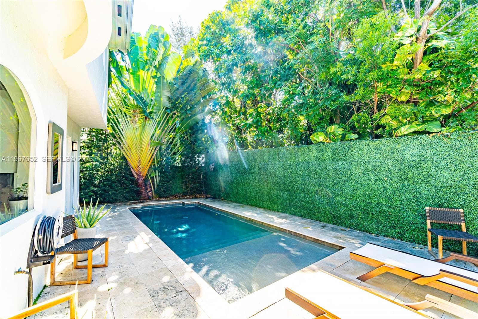 Single Family Residence at 2752 Brickell Ct, Miami FL 33129