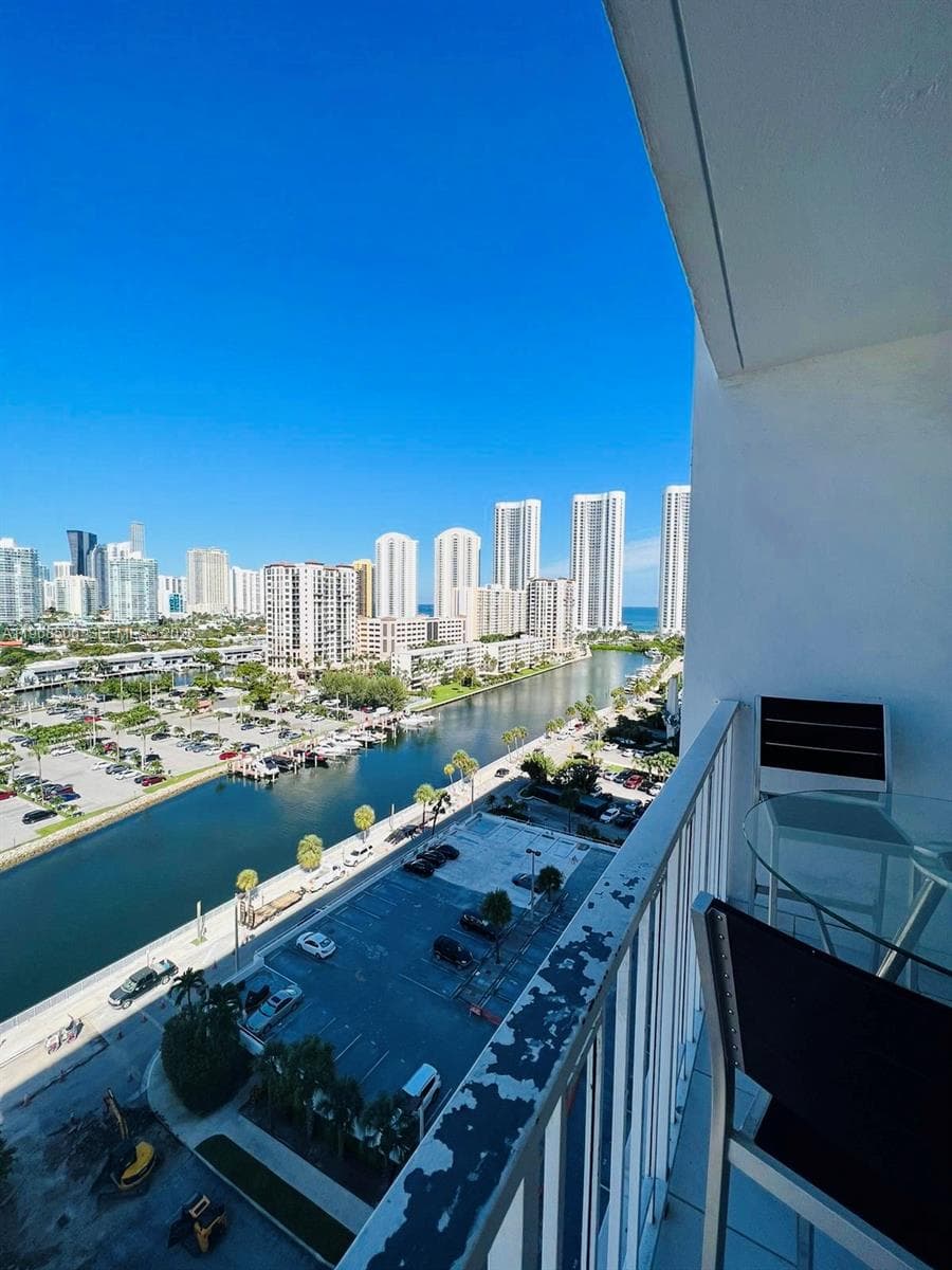 Condominium at 500 Bayview Dr # 1417, Sunny Isles Beach FL 33160
