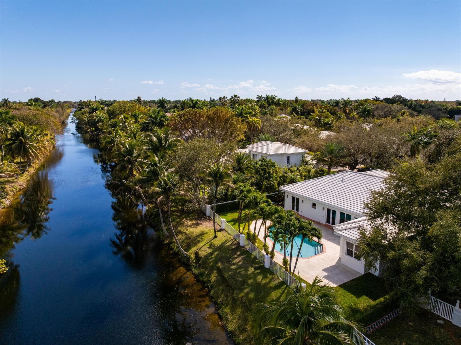 Single Family Residence at 6371 SW 87th Terrace, Pinecrest FL 33156
