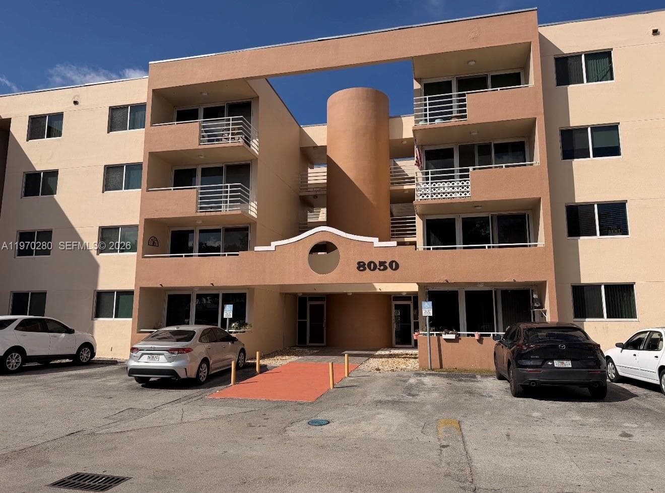 Condominium at 8050 NW 8th St # 1307, Miami FL 33126