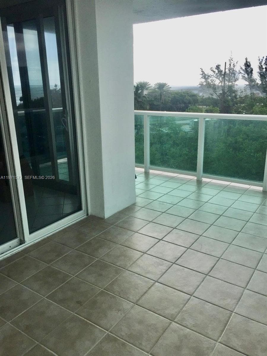 Condominium at 100 Bayview Dr # 516, Sunny Isles Beach FL 33160