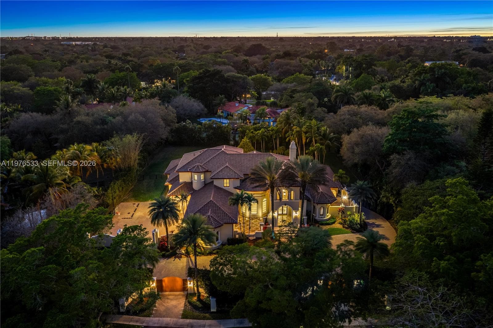 Single Family Residence at 11400 SW 67th Ave, Pinecrest FL 33156