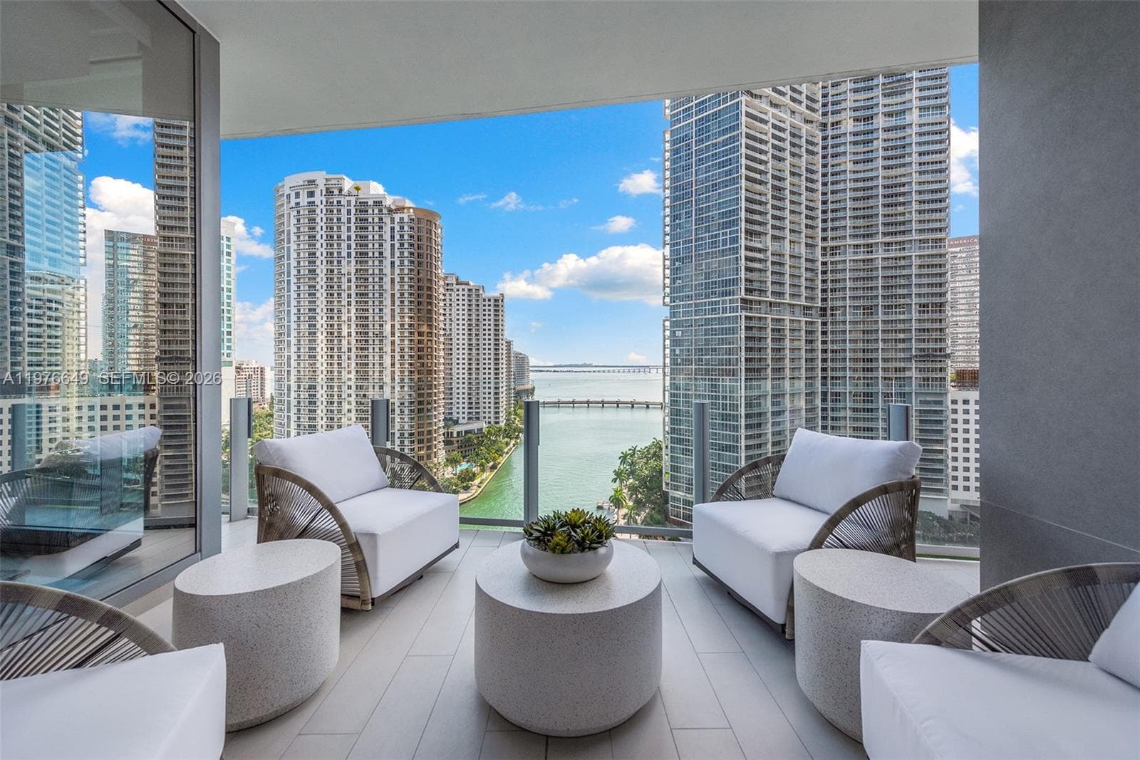 Condominium at 300 Biscayne Blvd Way # 1605, Miami FL 33131