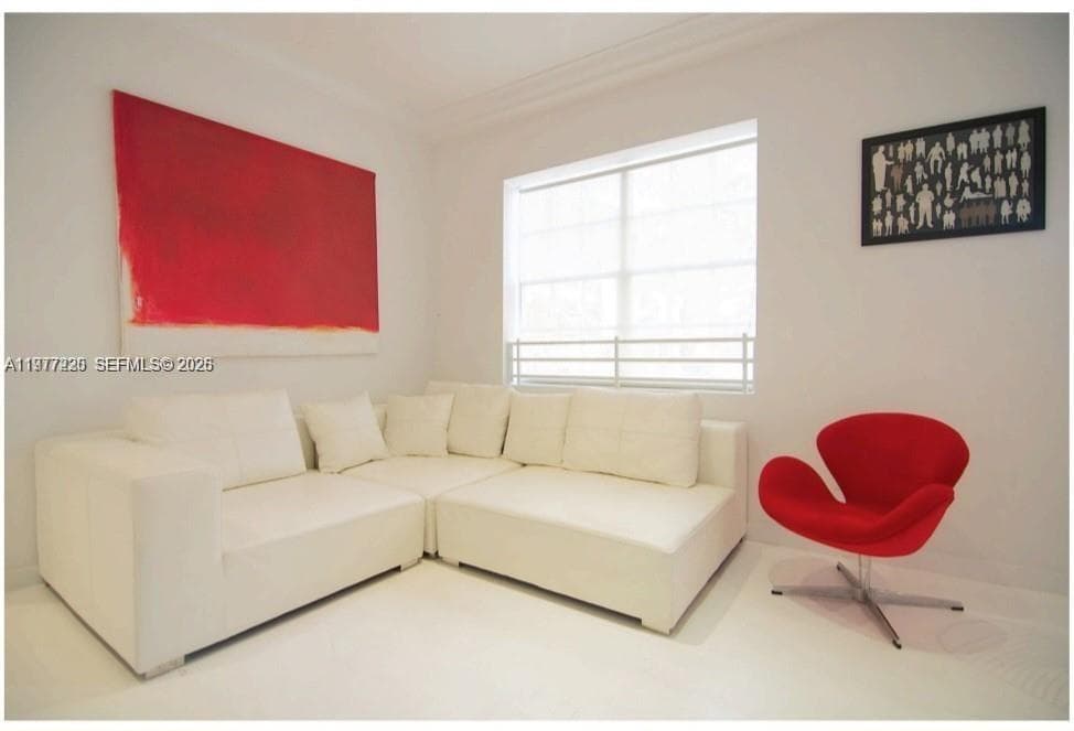 Stock Cooperative at 130 3rd St # 101, Miami Beach FL 33139