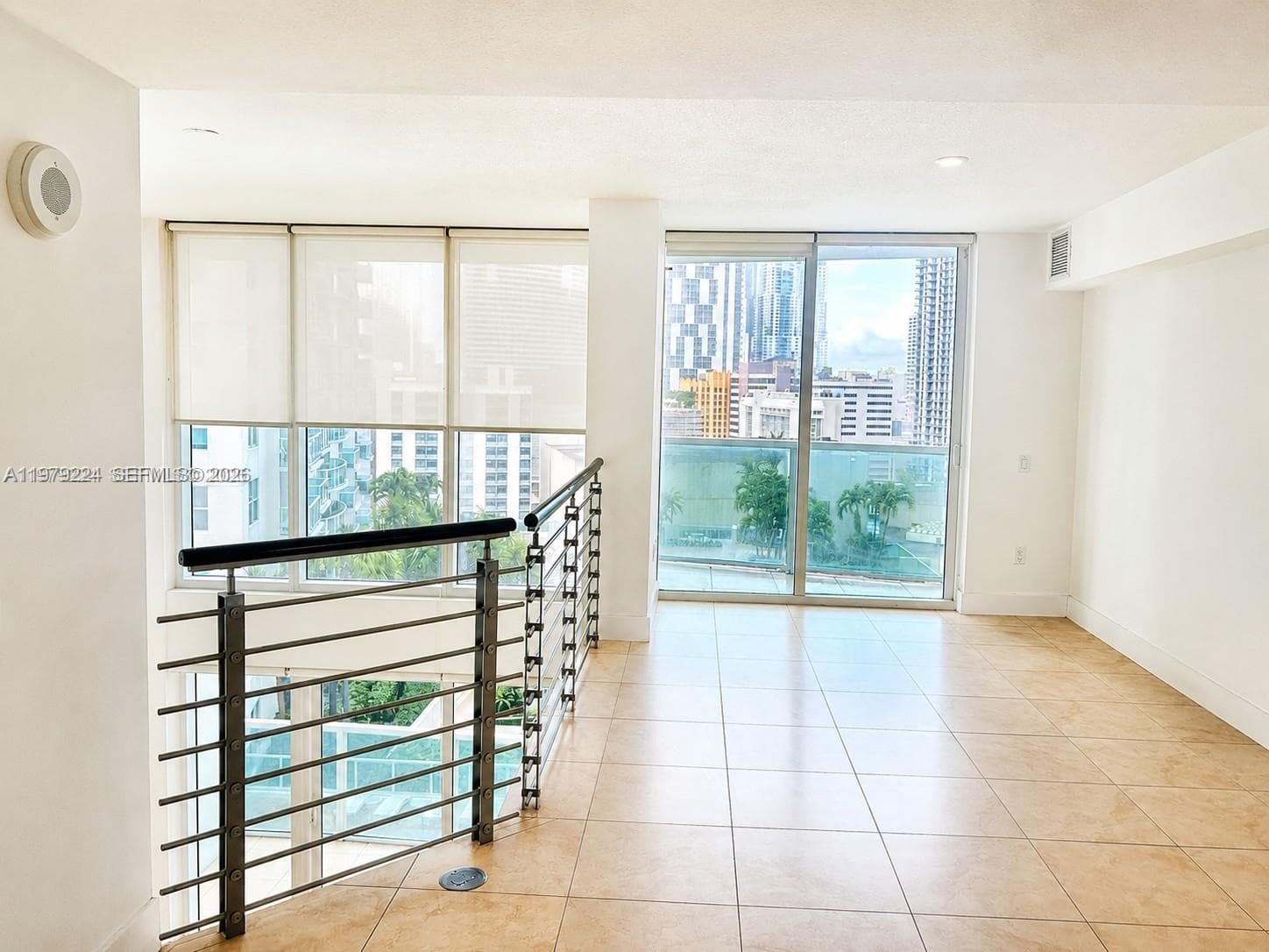 Condominium at 41 SE 5th St # 907, Miami FL 33131