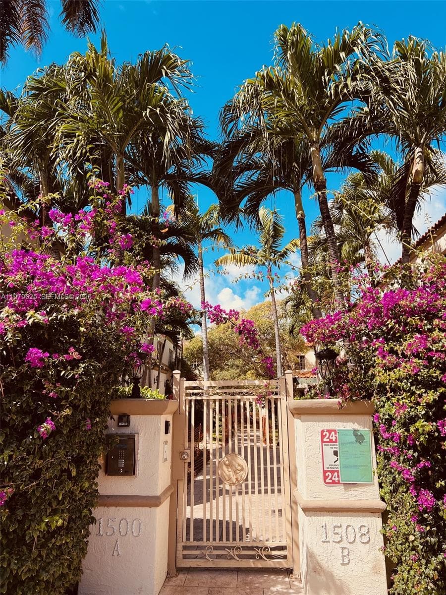 Condominium at 1500 Pennsylvania Ave # 9A, Miami Beach FL 33139